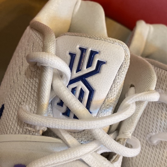 Nike Kyrie 5 “Have a Nike Day” - Picture 7 of 13